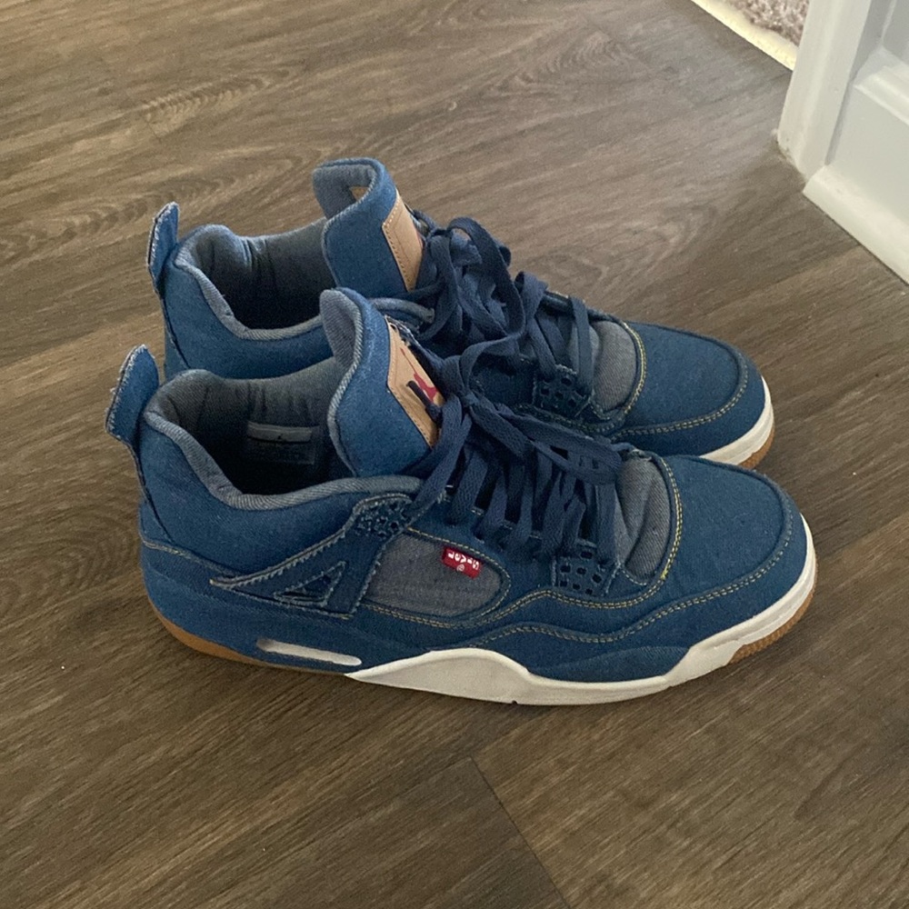Jordan Levi 4s Size 11 Worn